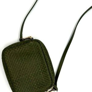 Quince Olive Woven Crossbody Bag
